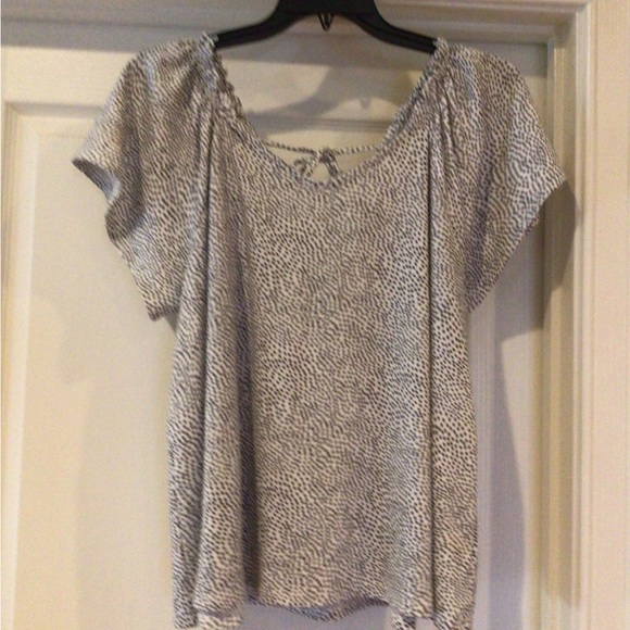 Short sleeve polka dot top - Picture 3 of 5